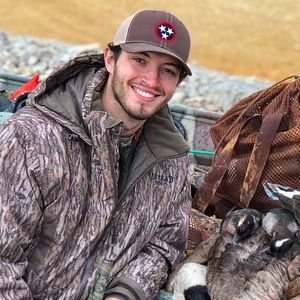 Meet your Posher, Adam